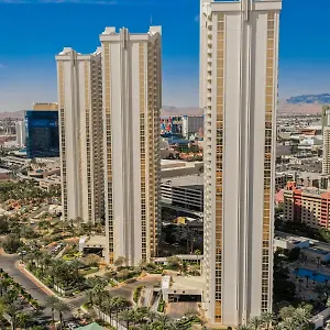 3* Appart hôtel Stripviewsuites At Signature